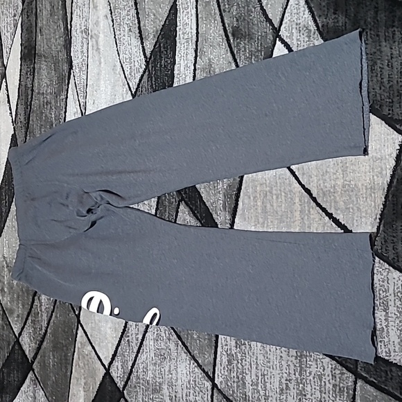 VS PINK 2015 OVERSIZED EMBROIDERED WIDE-LEG BOYFRIEND SWEATPANTS - Picture 13 of 16